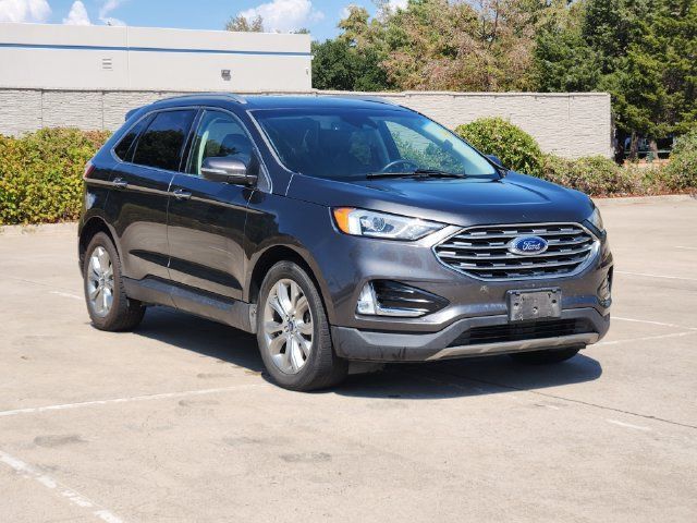 Used 2019 Ford Edge Titanium w/ Cargo Accessory Package AWD/4WD image 3