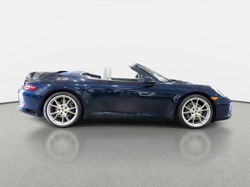 Used 2019 Porsche 911 Carrera image 2