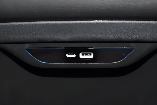 New 2026 Chrysler Pacifica Select AWD/4WD image 30