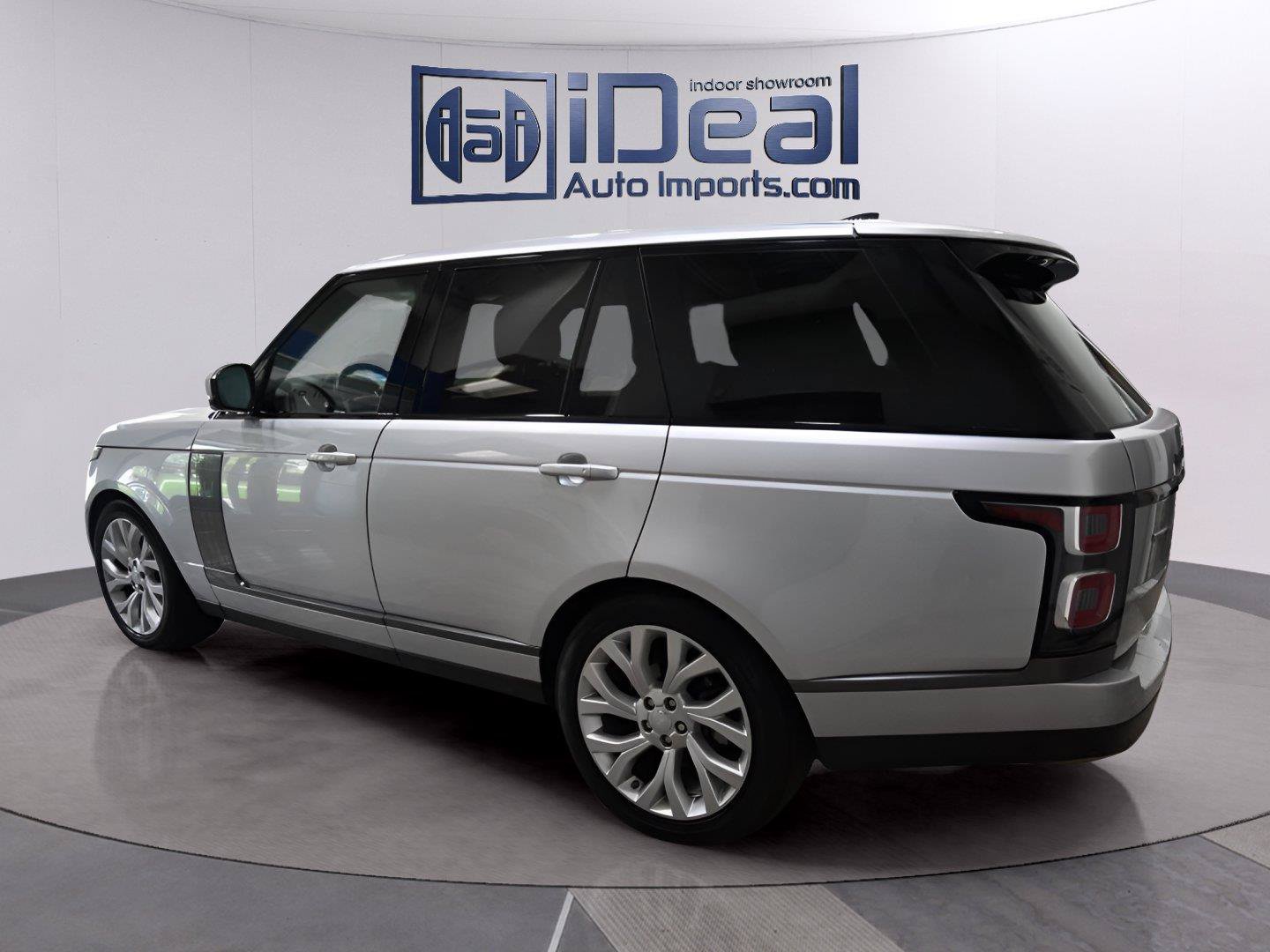 Used 2019 Land Rover Range Rover HSE AWD/4WD image 3