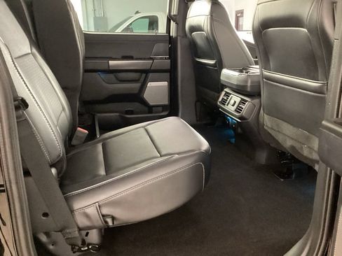 Used 2024 Ford F150 Lariat AWD/4WD image 21