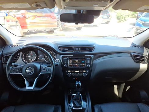 Used 2021 Nissan Rogue Sport SL image 21