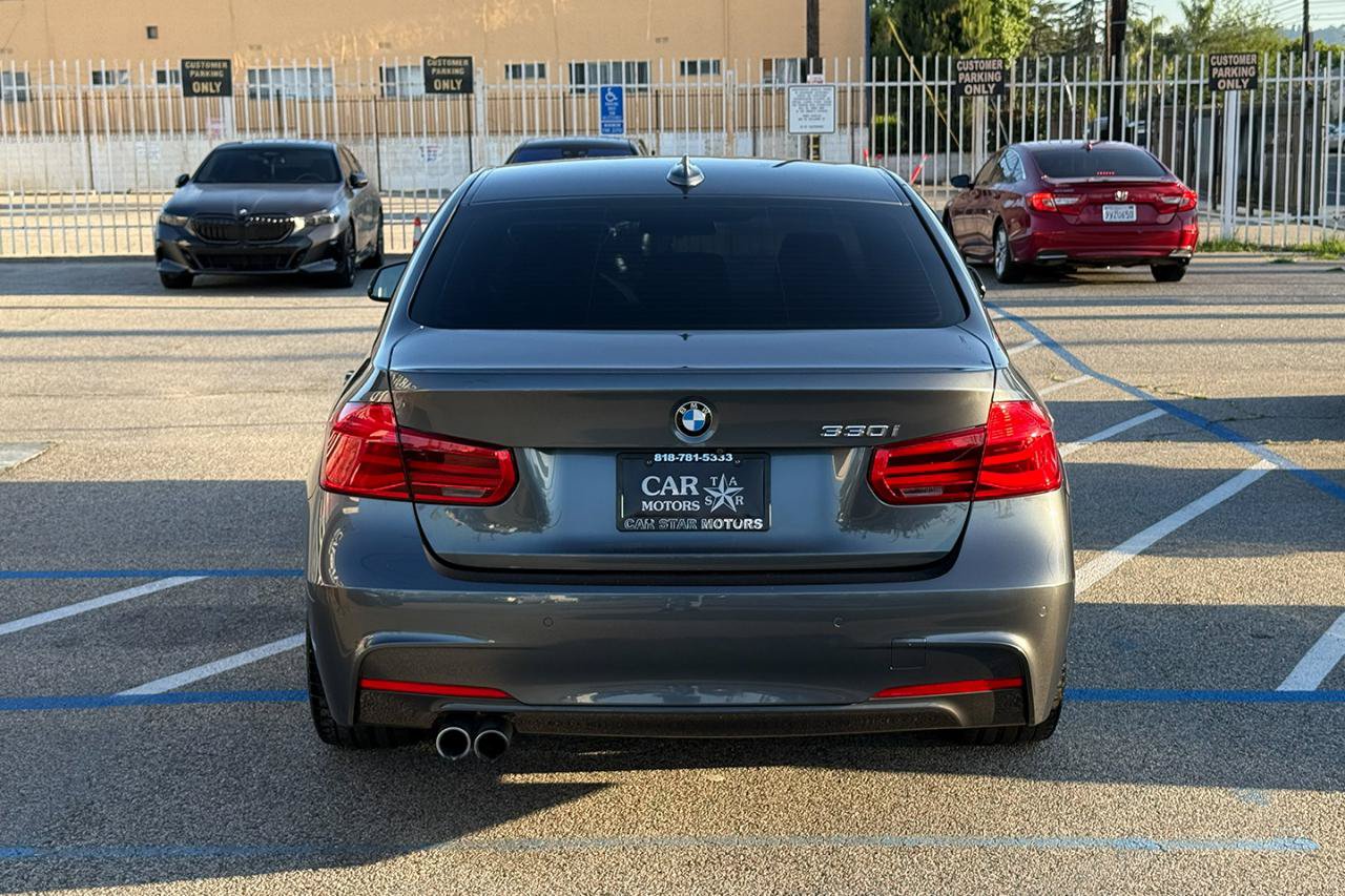 Used 2018 BMW 330i Sedan RWD image 7