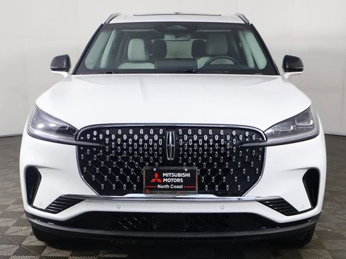 Used 2025 Lincoln Aviator Reserve w/ Illumination Package image 15