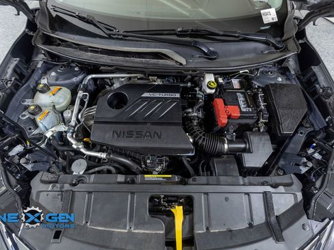 Used 2023 Nissan Rogue S AWD/4WD image 49