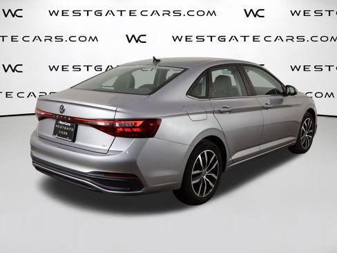 Used 2025 Volkswagen Jetta SE image 47