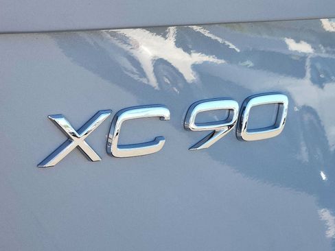 Used 2026 Volvo XC90 B6 Ultra w/ Protection Package AWD/4WD image 28