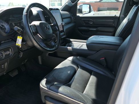 Used 2022 RAM 1500 Limited w/ Body Color Bumper Group AWD/4WD image 15