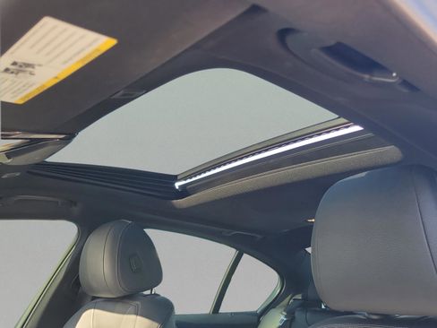 Used 2020 BMW 540i image 33