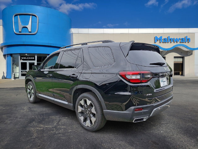 New 2026 Honda Pilot Elite image 4