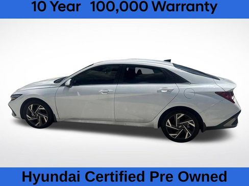 Used 2025 Hyundai Elantra SEL FWD image 11