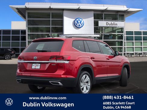 Certified 2021 Volkswagen Atlas SE w/ Panoramic Sunroof Package image 4