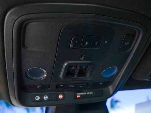 Used 2017 Cadillac CTS V w/ Carbon Fiber Package image 33