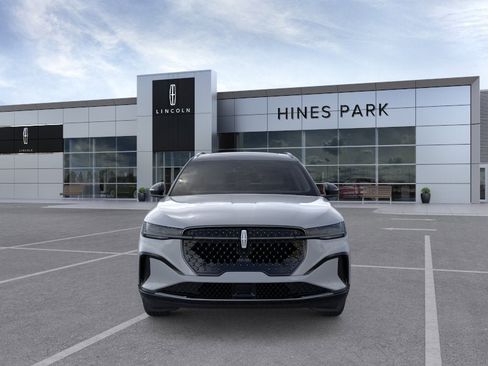 New 2026 Lincoln Nautilus Reserve AWD/4WD image 6