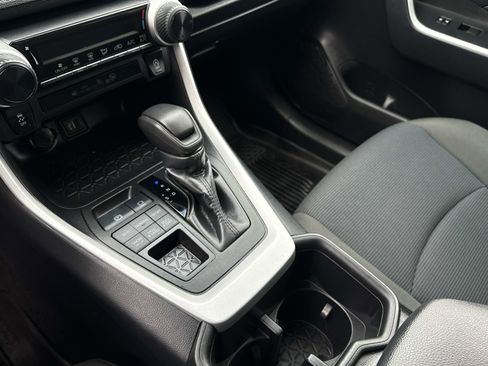 Used 2024 Toyota RAV4 LE image 20