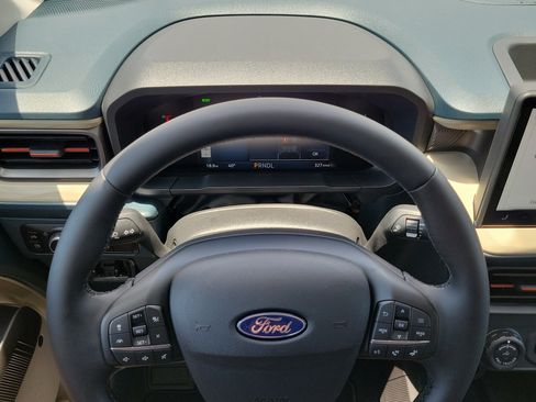 New 2026 Ford Maverick Lariat AWD/4WD image 18