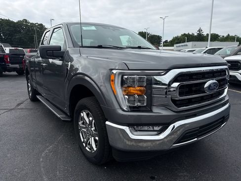 Used 2023 Ford F150 XLT w/ Equipment Group 302A High RWD image 4