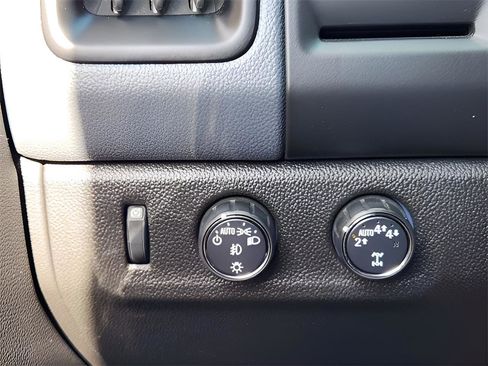 Used 2019 Chevrolet Colorado Z71 image 21