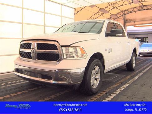 Used 2019 RAM 1500 Classic SLT w/ Luxury Group AWD/4WD image 1