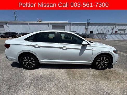 Used 2024 Volkswagen Jetta S FWD image 2