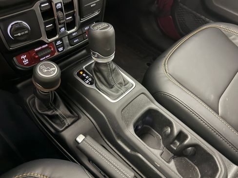 Used 2024 Jeep Wrangler Unlimited Rubicon 392 image 19