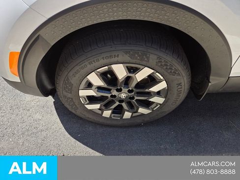 Used 2026 Hyundai Santa Cruz SEL FWD image 2
