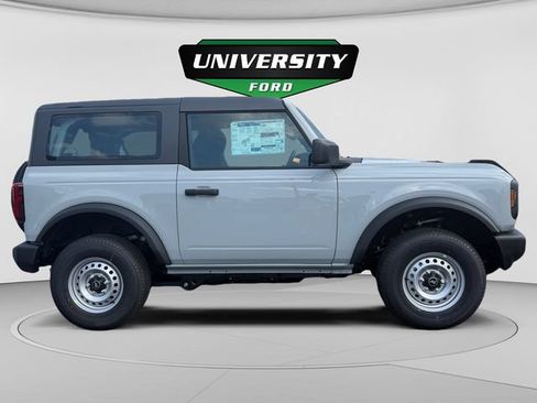 New 2026 Ford Bronco 2-Door AWD/4WD image 2