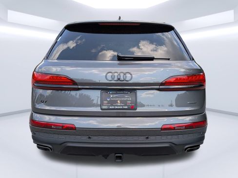 Used 2026 Audi Q7 3.0T Premium Plus AWD/4WD image 4