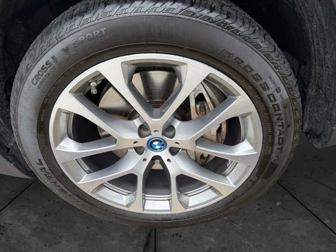 Used 2023 BMW X5 xDrive45e image 30