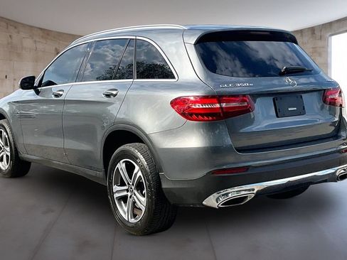 Used 2019 Mercedes-Benz GLC 350e 4MATIC w/ Premium Package image 14