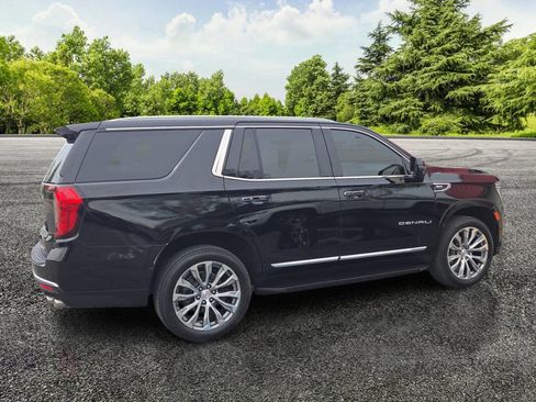 Used 2021 GMC Yukon Denali w/ Advanced Technology Package AWD/4WD image 5