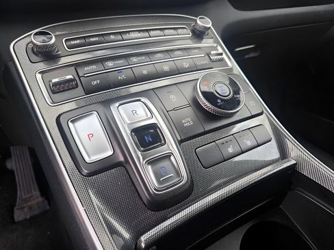 Used 2023 Hyundai Santa Fe SEL image 19