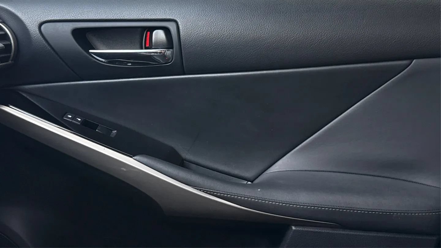 Used 2015 Lexus IS 250 RWD image 38