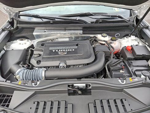 Used 2025 Cadillac XT4 Premium Luxury w/ Cold Weather Package image 29