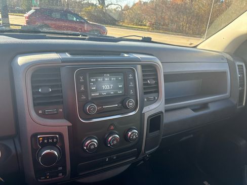 Used 2017 RAM 1500 Express w/ Express Value Package image 18