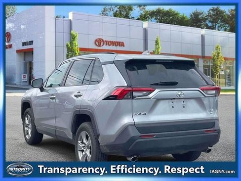 Used 2025 Toyota RAV4 XLE image 7