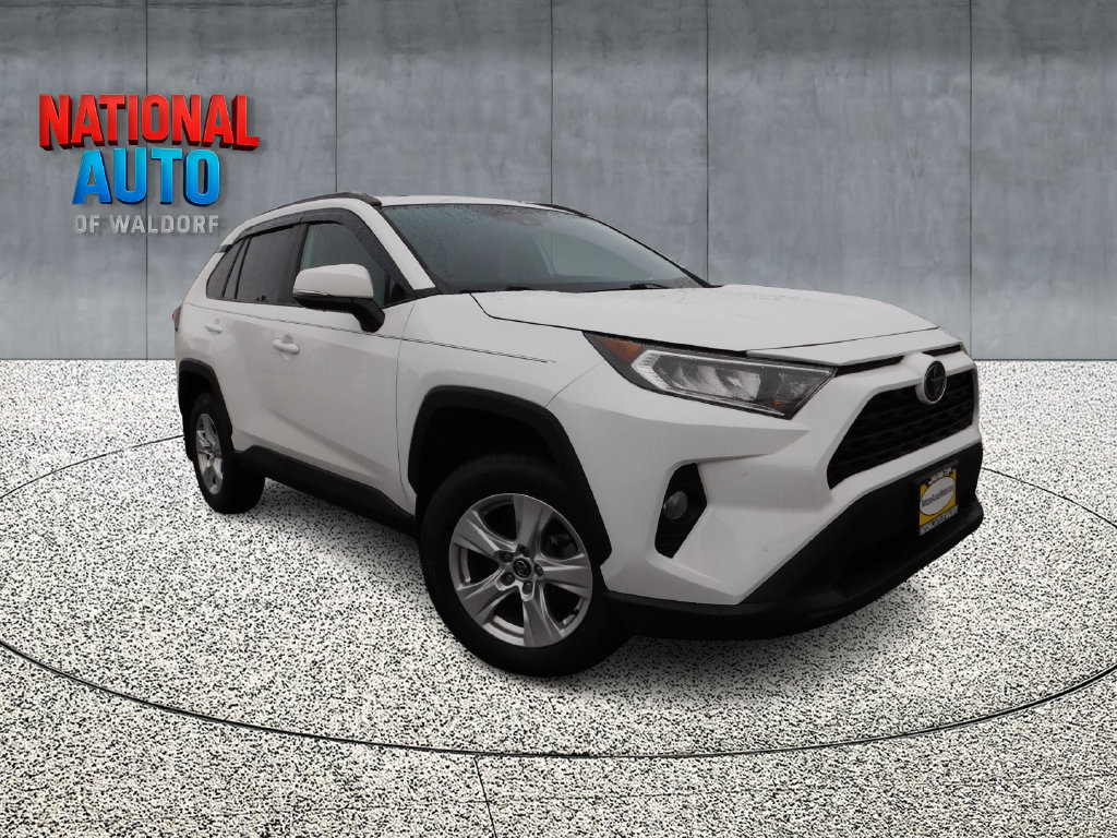 Used 2020 Toyota RAV4 XLE w/ Convenience Package AWD/4WD image 1