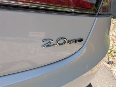 Used 2013 Lincoln MKZ FWD image 17