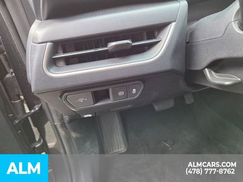 Used 2025 Kia K4 LXS image 14