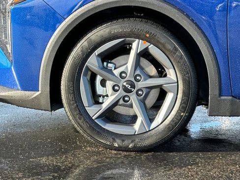 New 2025 Kia K4 LXS image 31