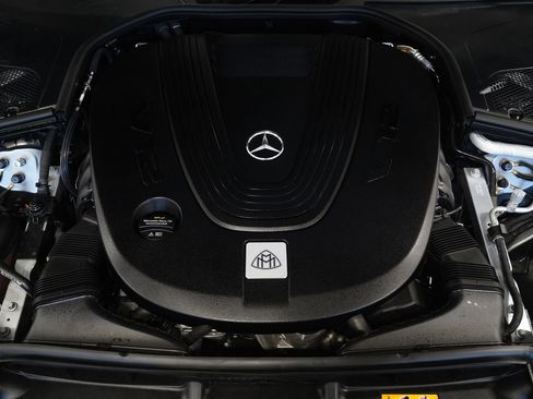 Used 2024 Mercedes-Benz Maybach S 680 4MATIC image 34