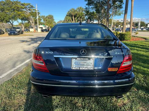 Used 2012 Mercedes-Benz C 300 Luxury image 7