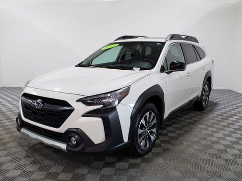 Used 2023 Subaru Outback Limited w/ Popular Package #2 AWD/4WD image 2