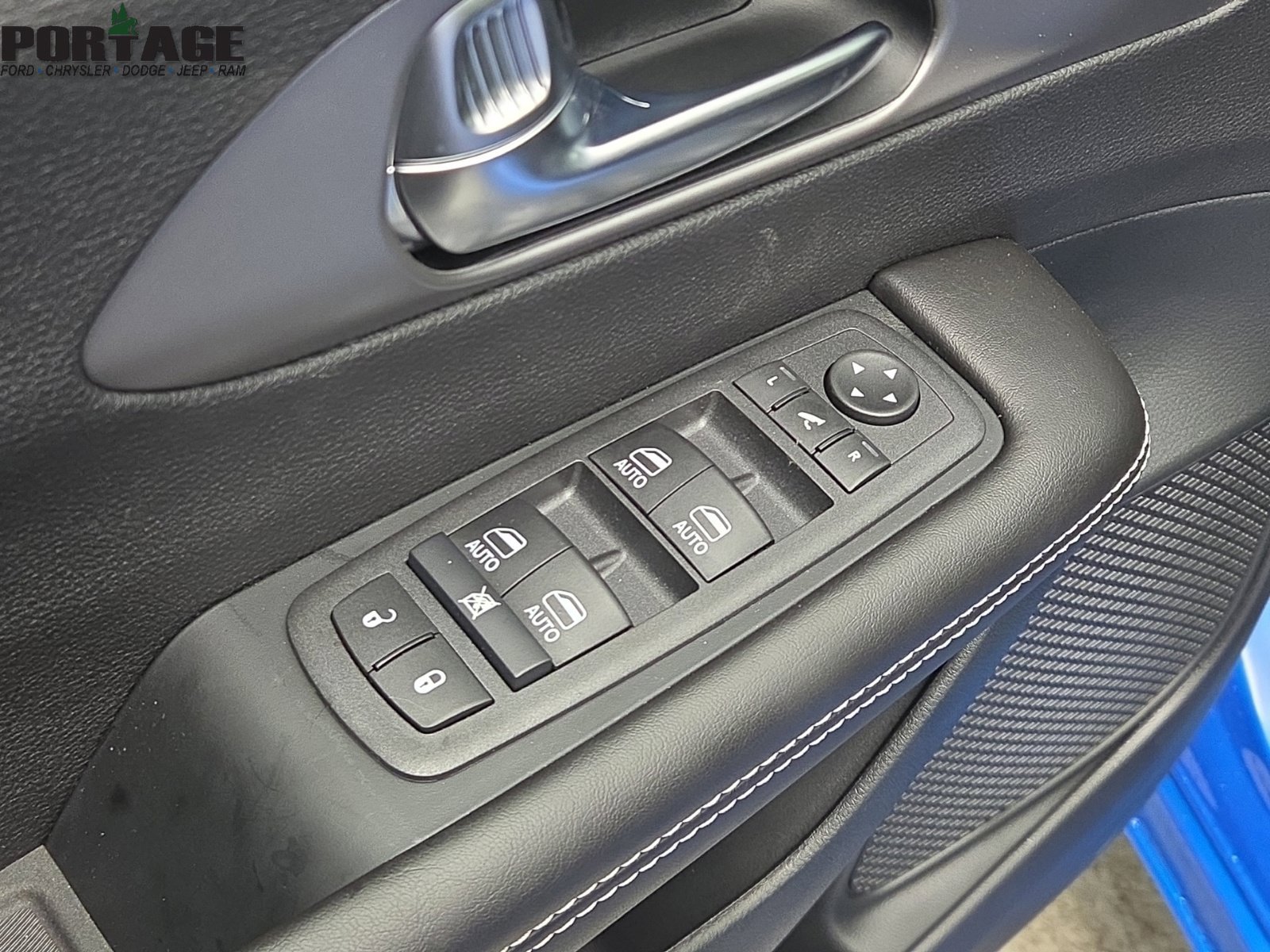 New 2027 Chrysler Pacifica Limited AWD/4WD image 14