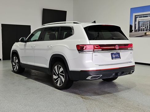 Certified 2024 Volkswagen Atlas SEL AWD/4WD image 6