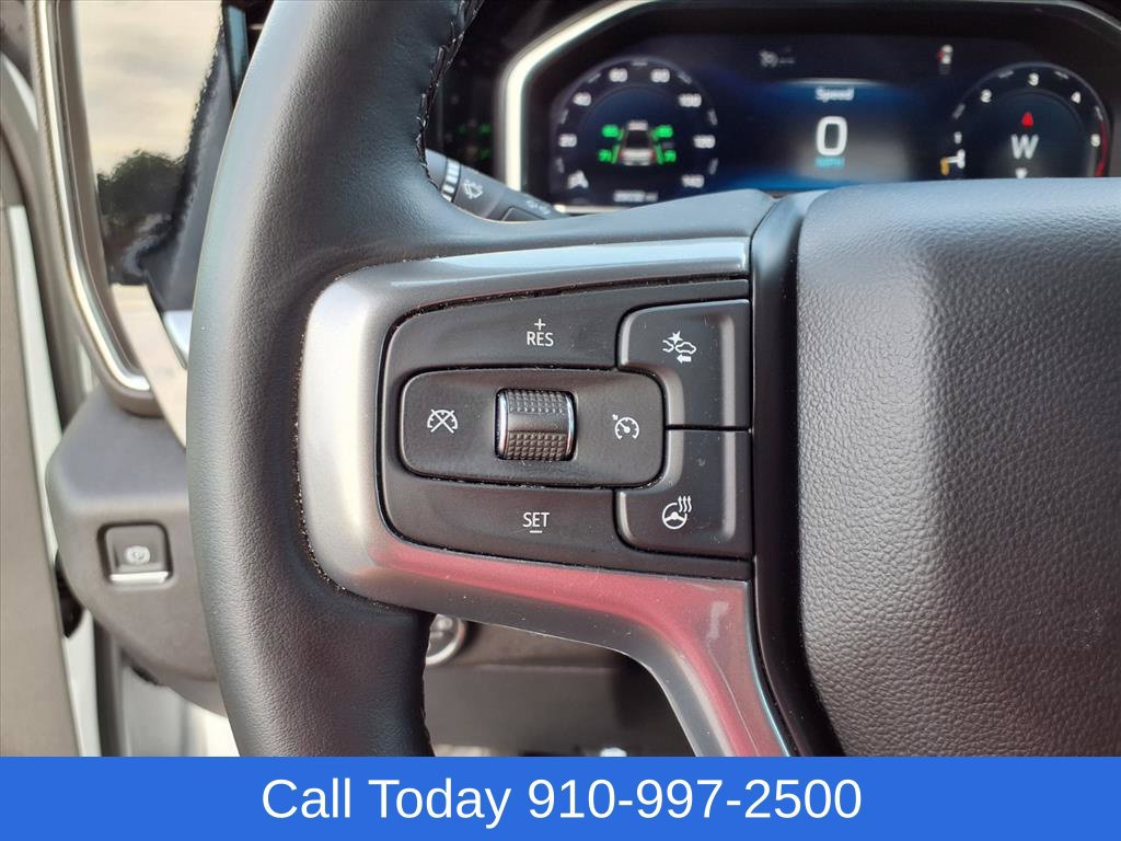 Used 2025 Chevrolet Silverado 2500 LT AWD/4WD image 19