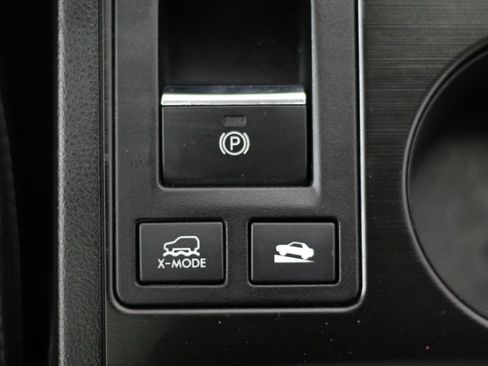 Used 2017 Subaru Outback 2.5i Limited AWD/4WD image 29