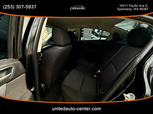 Used 2010 MAZDA MAZDA3 i Touring image 11