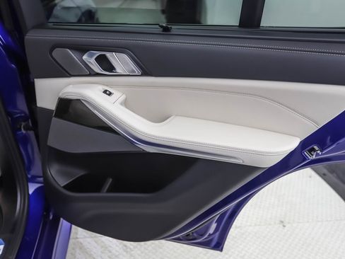 New 2026 BMW X5 M60i image 24