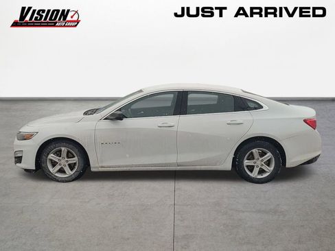 Used 2022 Chevrolet Malibu LS image 8